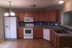912 Bramblegate kitchen
